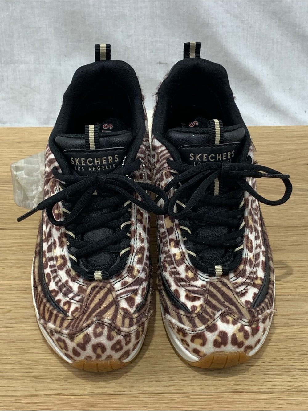 Skechers Uno Exotic Air Los Angeles Women’s 6 Animal Print (fauxe fur) Shoes - Picture 3 of 9